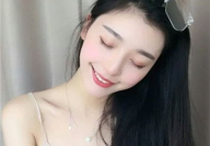 小姐姐姓黄头像图片,头像中的魅力瞬间