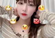小姐姐吃绿茶大挑战下载,小姐姐的疯狂食绿大冒险